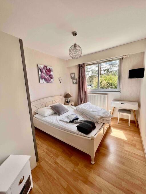 Appartement Sur Le Port. Гранкам-Мези Екстериор снимка